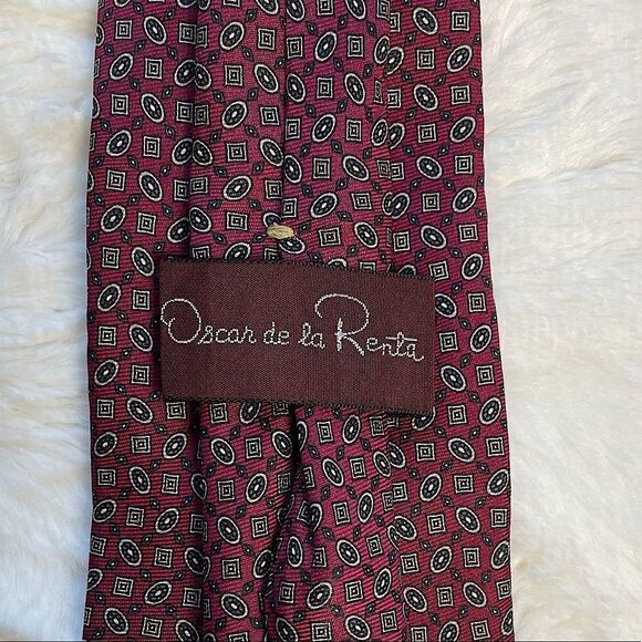 Oscar De La Renta EUC Authentic 100% Silk Tie - Picture 5 of 5